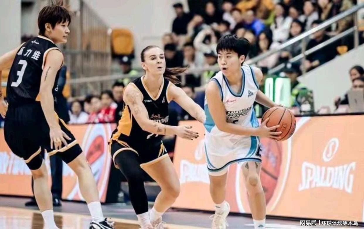 开云-山东高速女篮85：76力克武汉盛帆黄鹤女篮 成功斩获三连胜